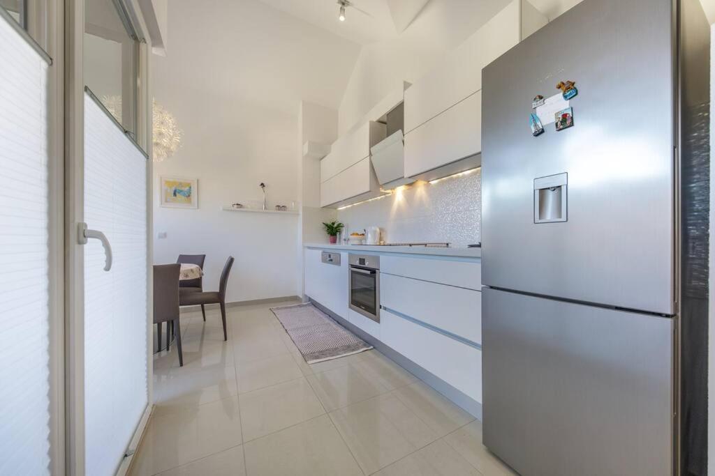 Apartman Merita Apartment ดูบรอฟนิก ภายนอก รูปภาพ